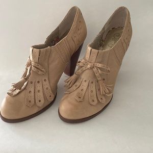 Seychelles loafer pump